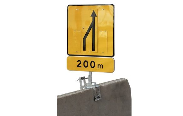 Support strong pour signalisation temporaire